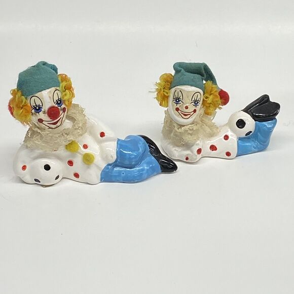 Set of 2 Vtg Ceramic Clowns W/ Soccer Ball Felt Hats Taiwan - As Is - Picture 1 of 15